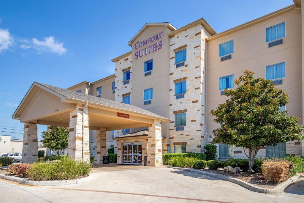 Comfort Suites San Antonio North - Stone Oak Main image 1